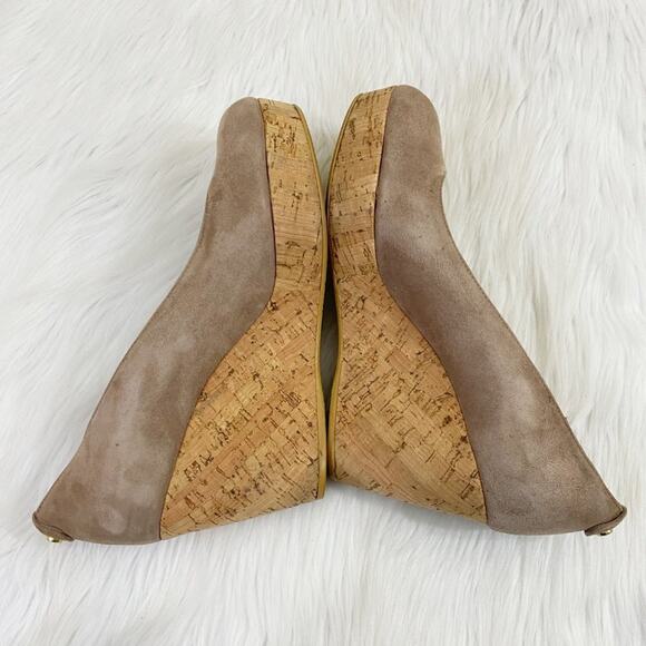 Stuart Weitzman Tan Suede Closed Toe Cork Wedges Women's Size 9 Made in Spain - Picture 5 of 10